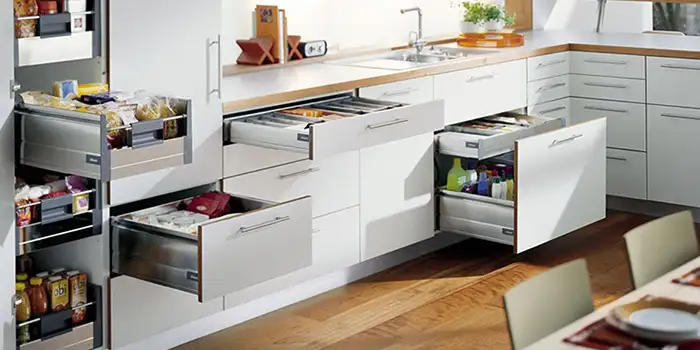 Hình ảnh phụ kiện tủ bếp hiện đại và tiện nghi