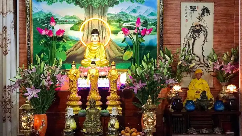 Cách lập bàn thờ Phật tại gia: Đúng chuẩn, trang nghiêm và ý nghĩa